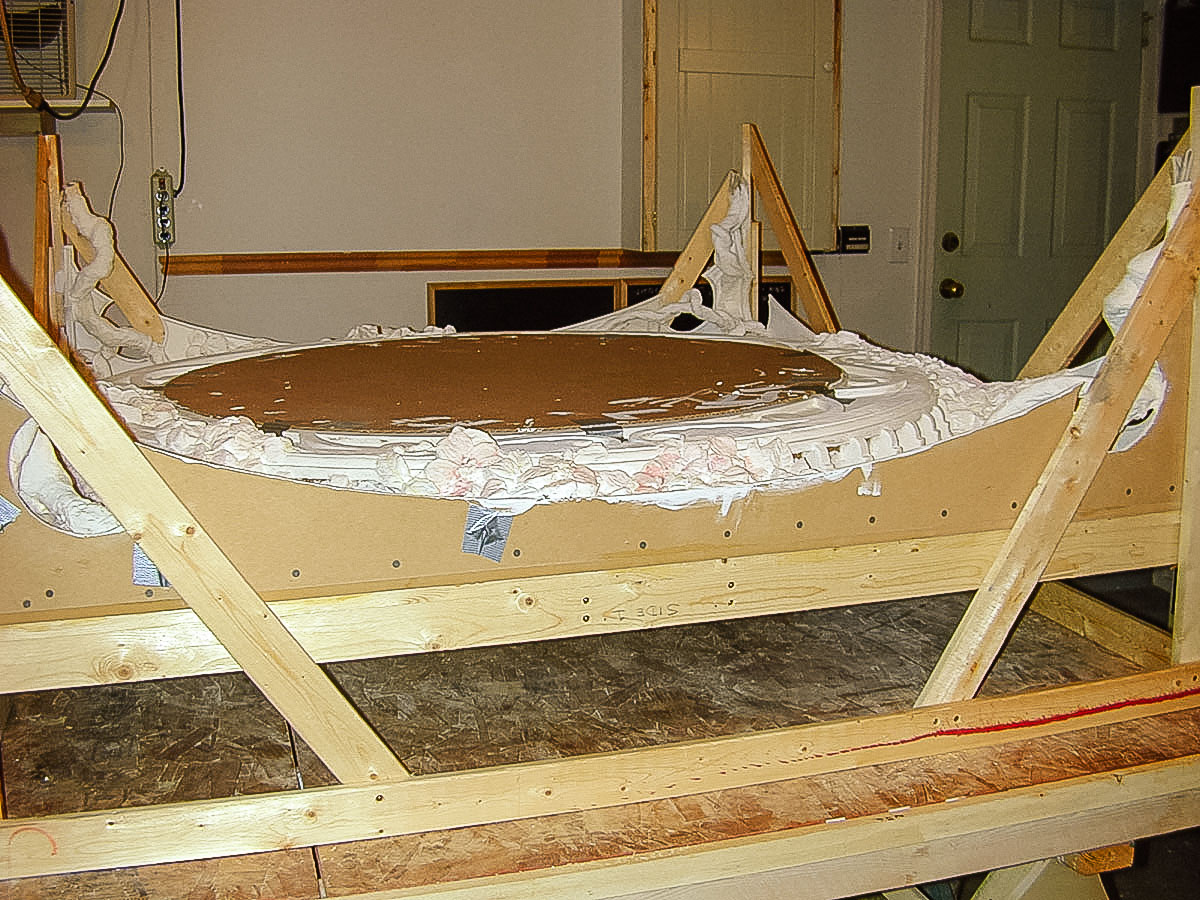 The dome and its perimeter were placed in a protective framework for delivery to the site.