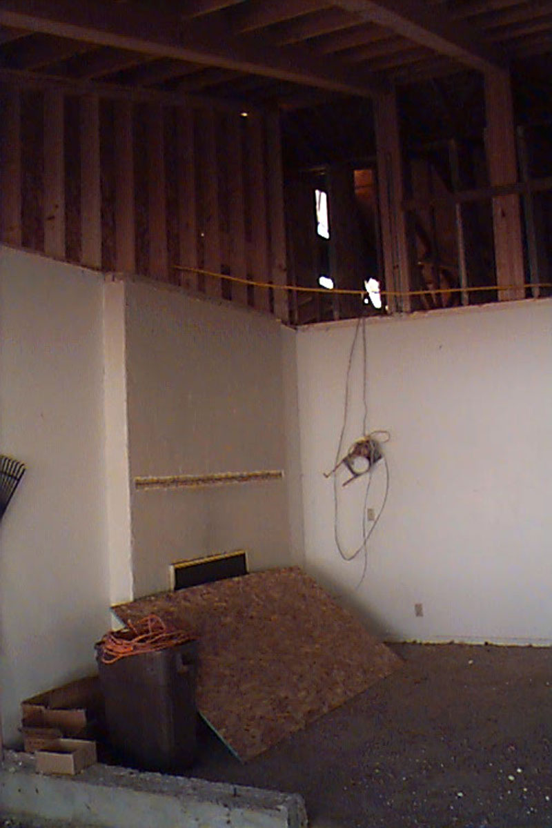 Before.&nbsp;&nbsp;The firebox is hidden by the pressboard.&nbsp;&nbsp;The box was later reoriented ...