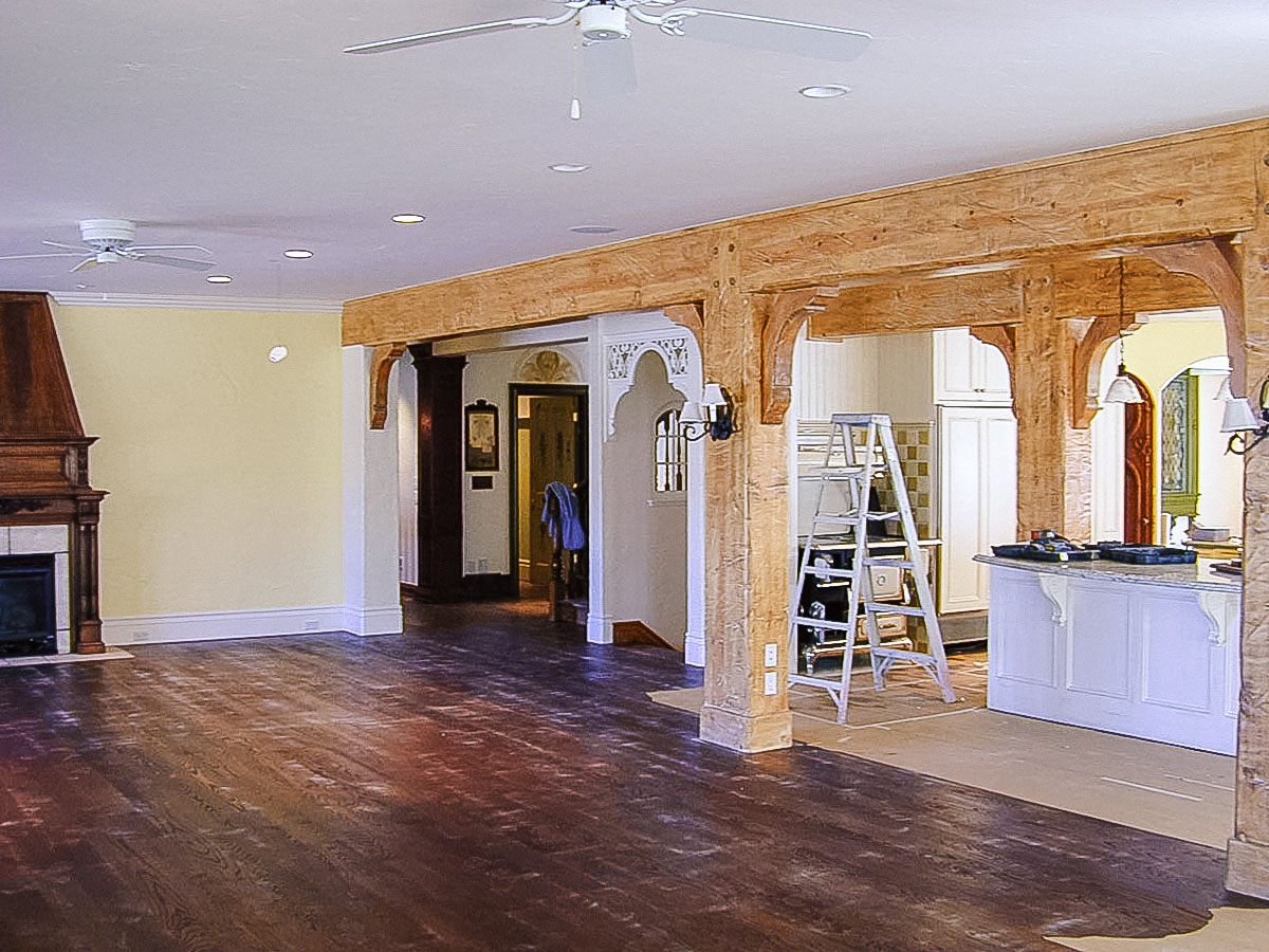 The other side of the family room and kitchen expanse.