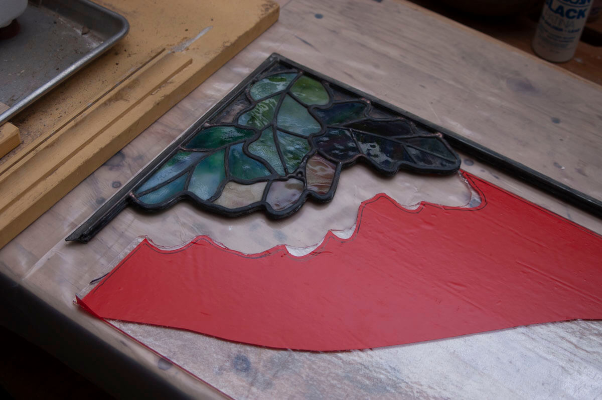 This window sustained a long crack in a clear pane of glass.&nbsp;&nbsp;To reconcile the edge of a r...